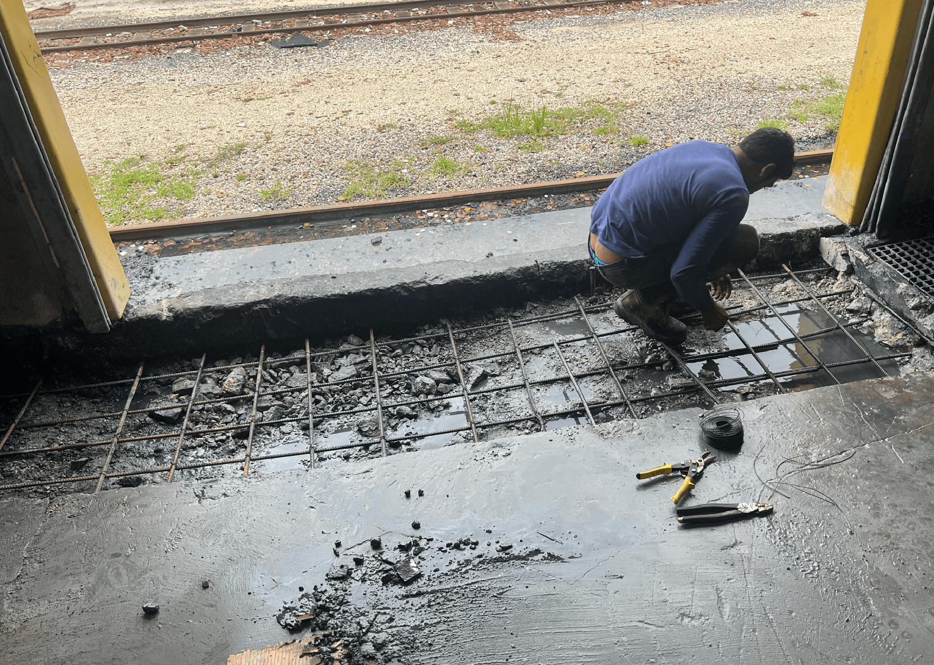 The construction of a loading dock system